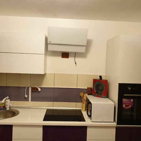 Apartament Oana'S Home Orşova Екстериор снимка